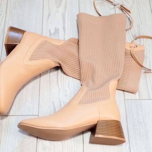 (51-4183)  Knitted Long Women's Boots Sz 9 - Picture 1 of 9